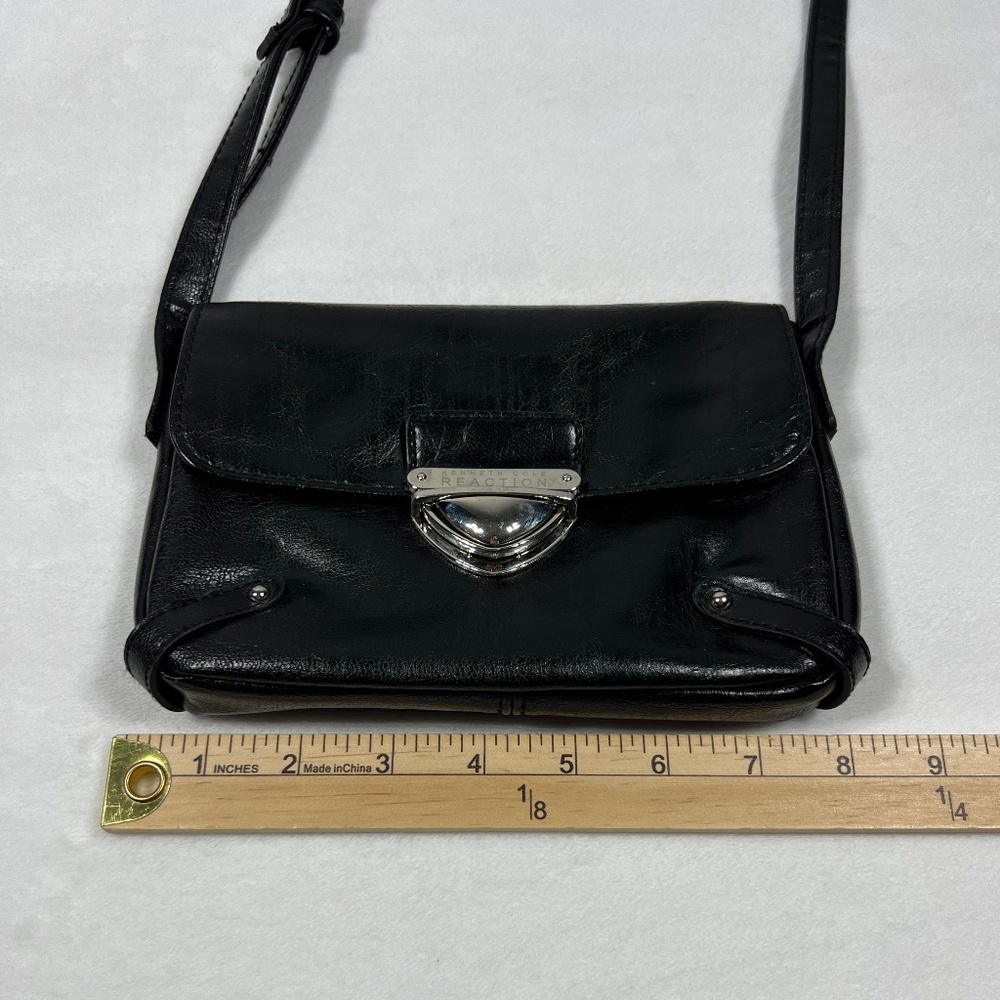 Kenneth Cole crossbody bag - Picture 3 of 9